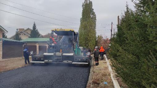 Дорожники в Оренбурге приступили к ремонту улицы Полевой.