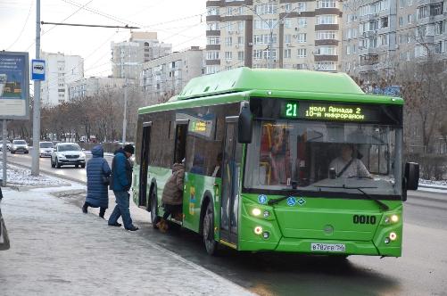 В областном центре дачные автобусы вернулись на городские маршруты