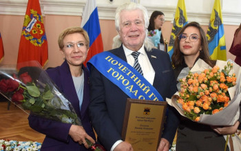 Виктора Булгакова наградили высшей муниципальной наградой «Почётный гражданин города Оренбурга»