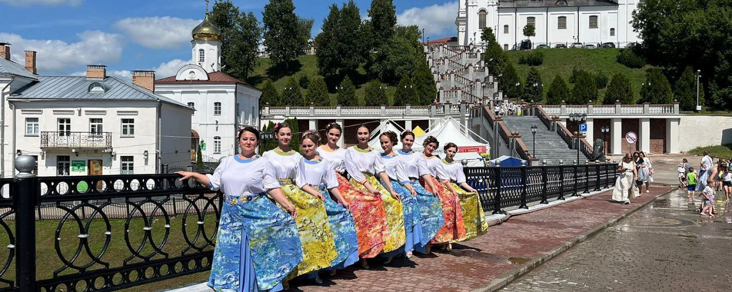 Оренбургский ансамбль "Раздолье" покоряет "Славянский базар" в Витебске